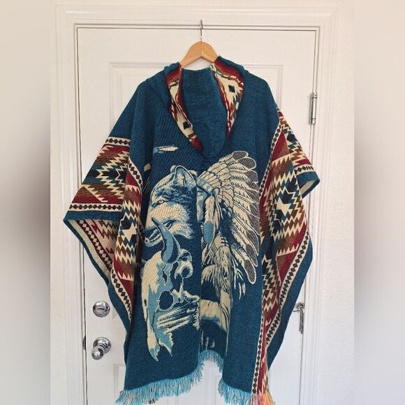 Ancient winds Ecuador Native American Poncho - Picture 3 of 6